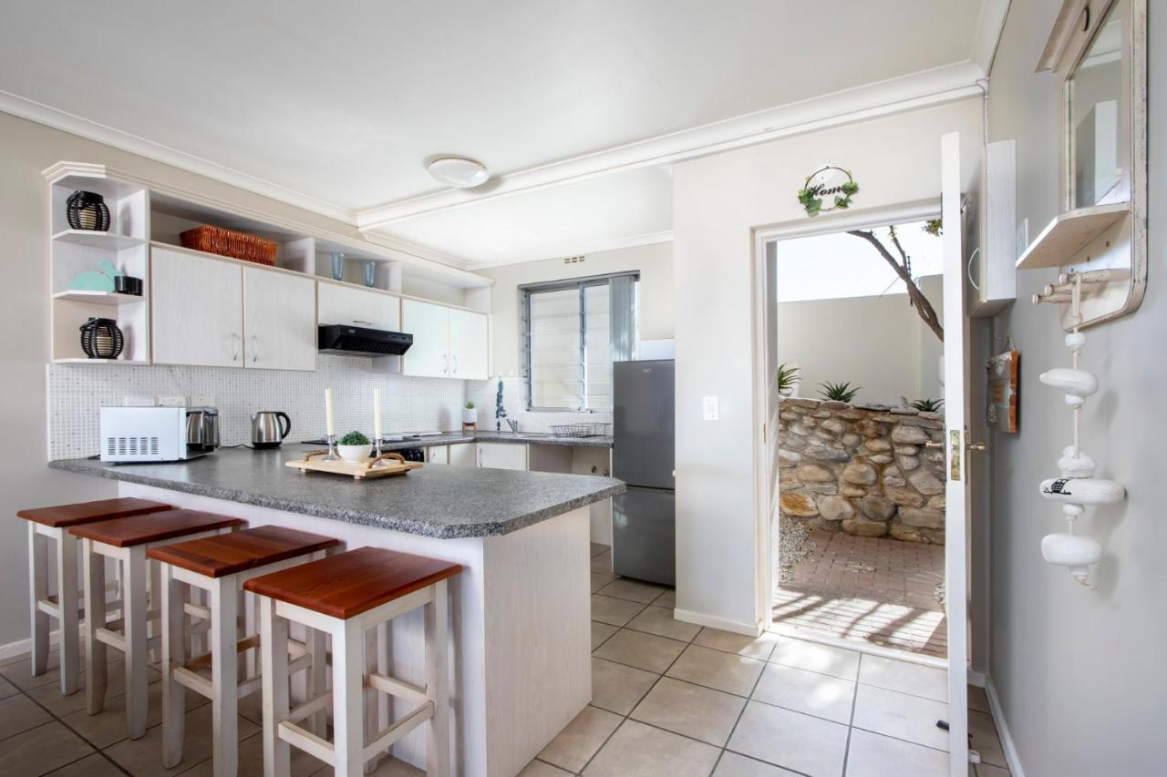 The Potting Shed Self Catering Apartamento Hermanus Exterior foto