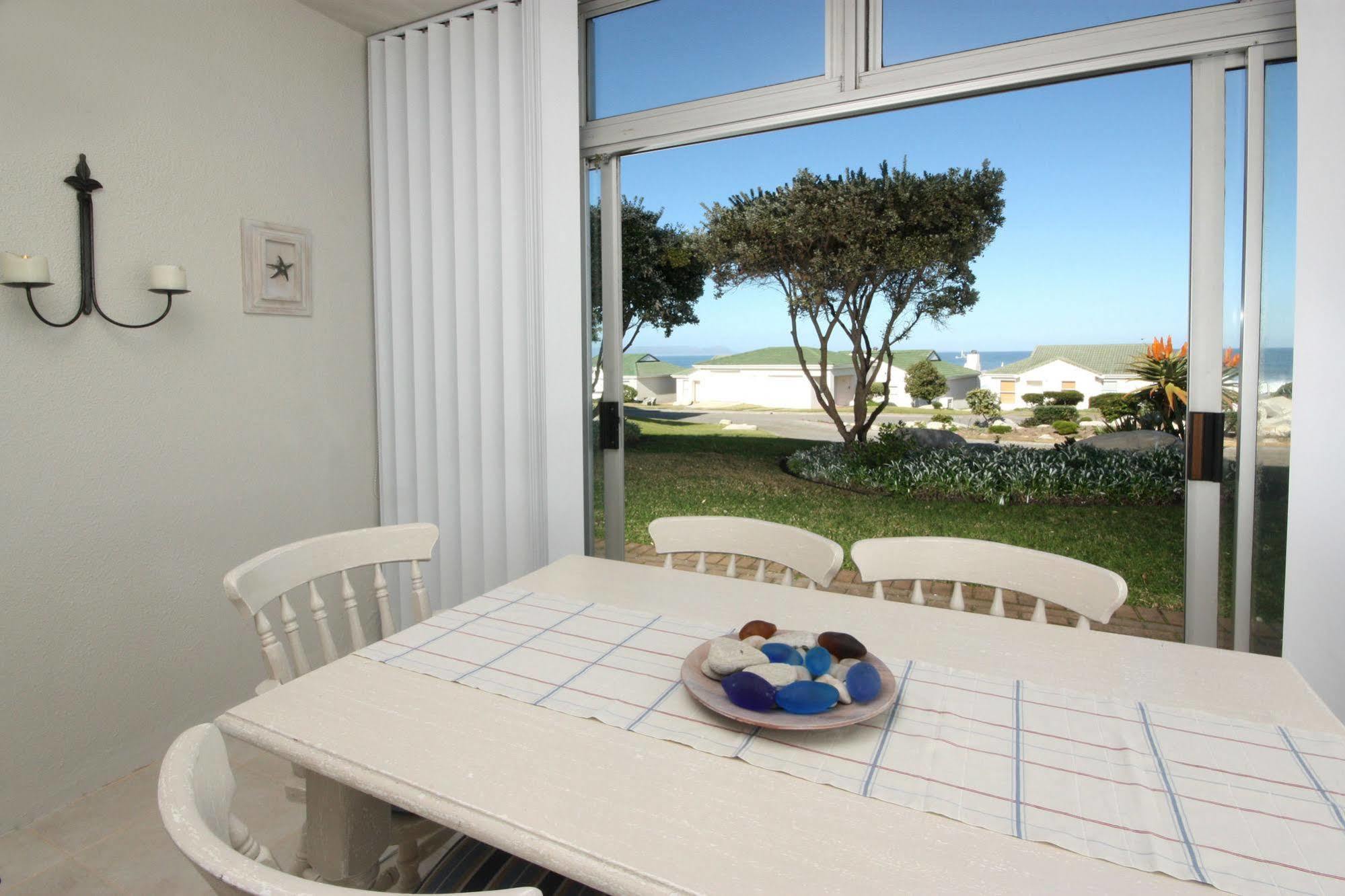 The Potting Shed Self Catering Apartamento Hermanus Exterior foto
