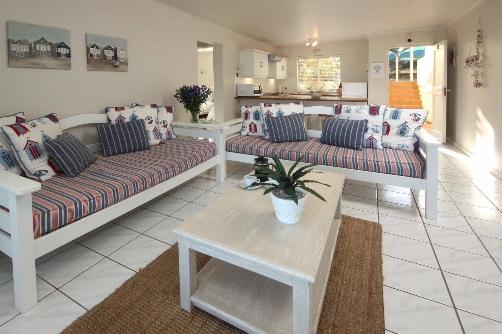 The Potting Shed Self Catering Apartamento Hermanus Exterior foto